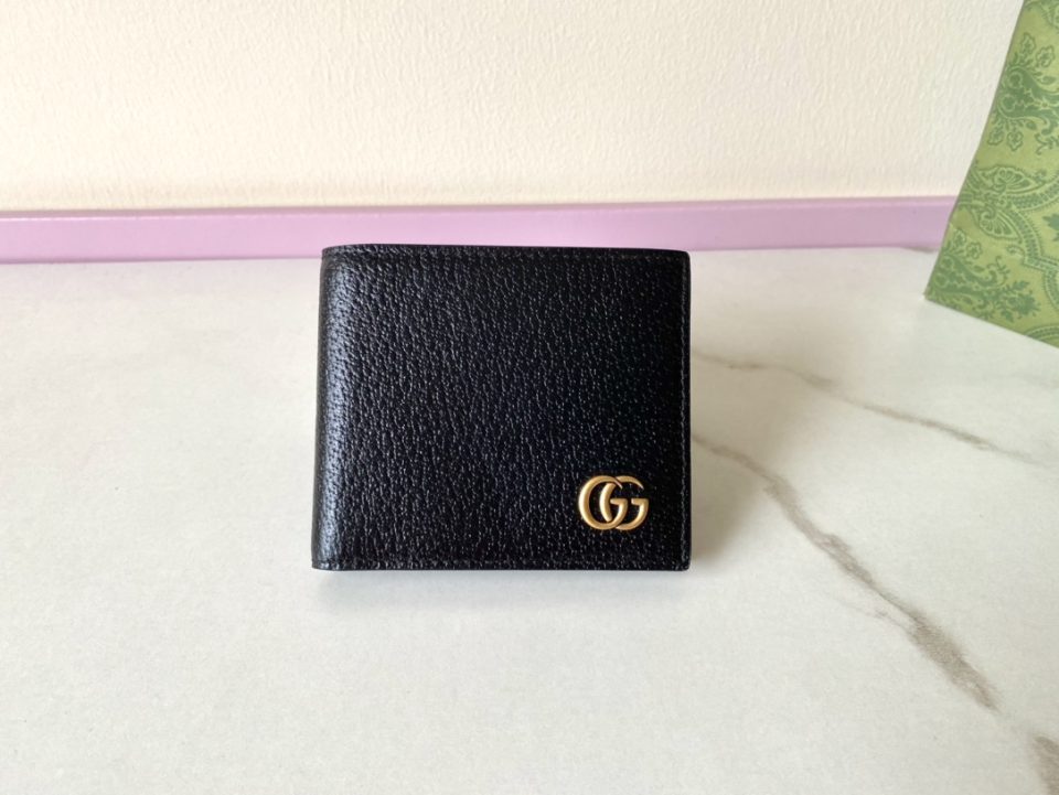 Gucci Marmont Bi-fold Card Case Wallet 428726-1