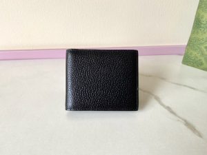 Gucci Marmont Bi-fold Card Case Wallet 428726-2