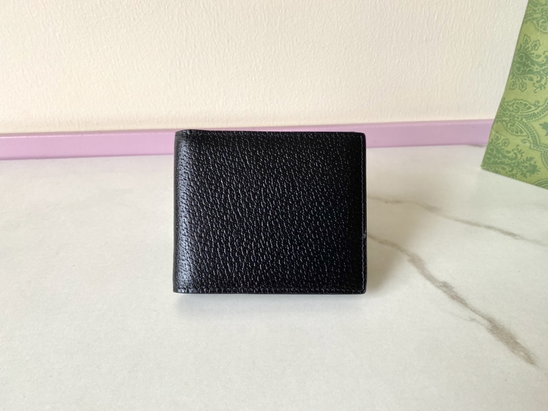 Gucci Marmont Bi-fold Card Case Wallet 428726-2