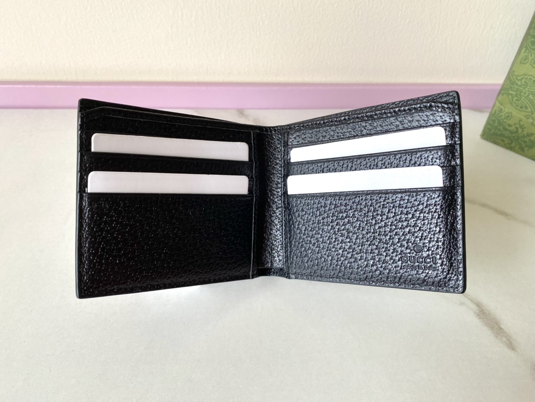 Gucci Marmont Bi-fold Card Case Wallet 428726-3