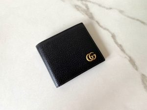Gucci Marmont Bi-fold Card Case Wallet 428726-5