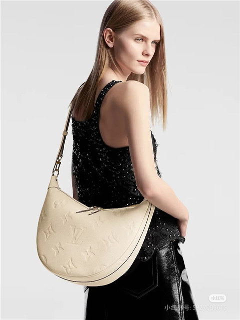 Loop Hobo M46739 Cream-10.jpg