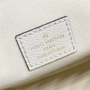 Loop Hobo M46739 Cream-8.jpg