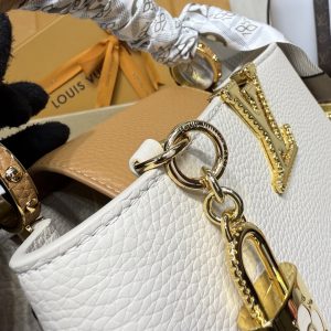 Louis Vuitton Capucines BB M25466 Cream-Arizona Beige-8