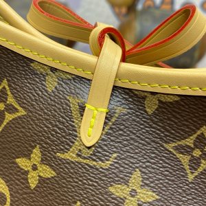 Louis Vuitton CarryAll BB M13014-9