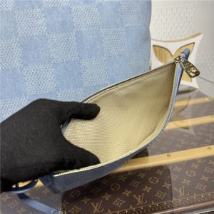 Nevereverfull N00198-11.jpg