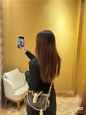 Odyssee M25085-11.jpg