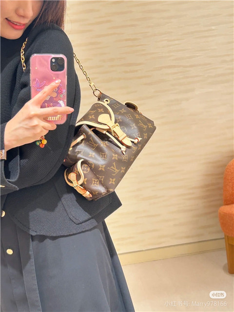 Odyssee M25085-12.jpg