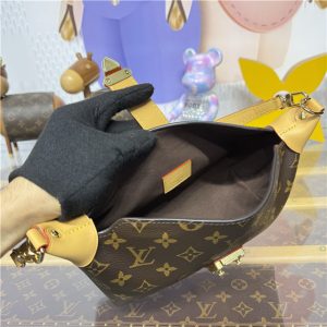 Pochette Mia M26191-10.jpg