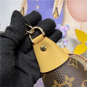 Pochette Mia M26191-7.jpg