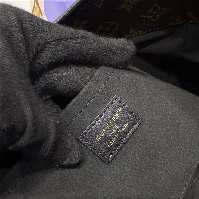 The Drop GM M12941-10.jpg