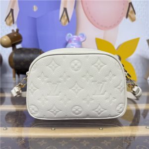 Tiny Camera Bag M26509 Cream-3.jpg