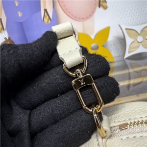 Tiny Camera Bag M26509 Cream-7.jpg