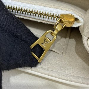 Hold Me M21797 White-7