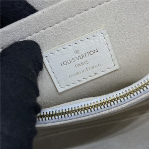 Hold Me M21797 White-8