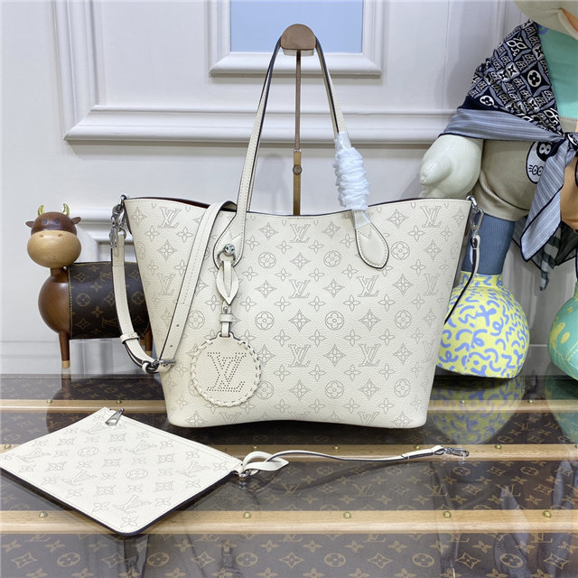 Louis Vuitton Blossom MM M21851 White