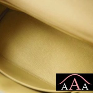 HERMES KELLY 25 HANDBAG 1Z JAUNE POUSSIN TOGO GHW-2.jpg