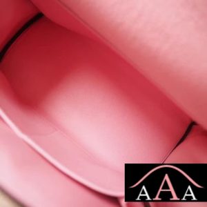 HERMES KELLY 28 BAG 3Q ROSE SAKURA TOGO PHW-2.jpg