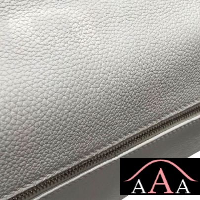 HERMES KELLY 28 BLANC TOGO LEATHER SHW-2.jpg