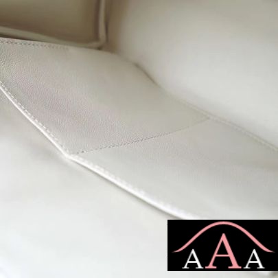 HERMES KELLY 28 HANDBAG 01 BLANC TOGO GHW-2.jpg