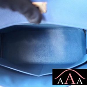 HERMES KELLY 28 HANDBAG 7E BLUE BRIGHTON TOGO SHW-2.jpg