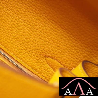 HERMES KELLY 28 HANDBAG 9D AMBRE TOGO SHW-2.jpg