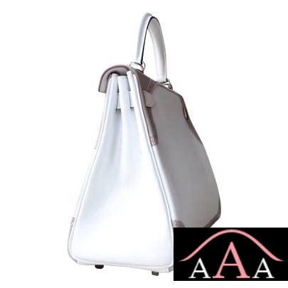 HERMES KELLY 28 HANDBAG CC10 CRAIE AND CC80 PEARL GREY GHILLIES SHW-2.jpg