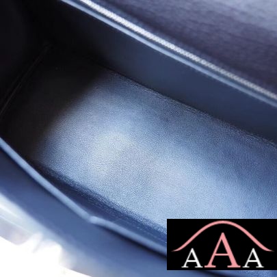 HERMES KELLY 28 HANDBAG CC76 BLUE INDIGO TOGO SHW-2.jpg