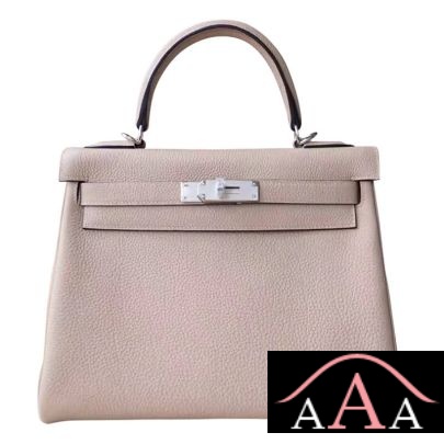 Hermes Kelly 28 Handbag CC81 Gris Tourterelle Togo Shw