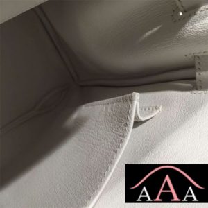 HERMES KELLY 32 BLANC TOGO SHW-5.jpg