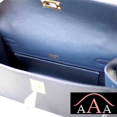 HERMES MINI KELLY 22 POCHETTE BAG 1Z BLUE NUIT SWIFT GHW-6.jpg