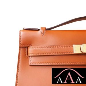 HERMES MINI KELLY 22 POCHETTE BAG CK35 GOLD TADELAKT GHW-5.jpg