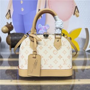 Alma BB M27525-1.jpg