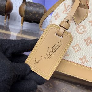 Alma BB M27525-7.jpg