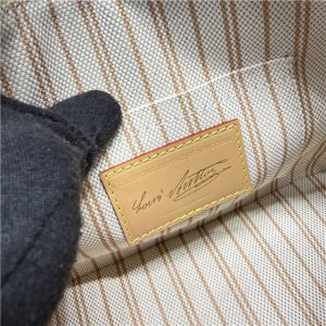 Alma BB M27525-9.jpg