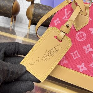 Alma BB M28272-8.jpg