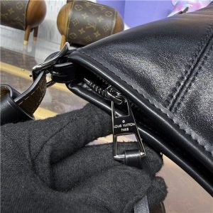 CarryAll East West M28160-9.jpg