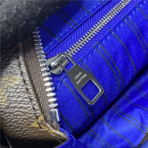 Dopp Kit M12642 Indigo Blue-8.jpg
