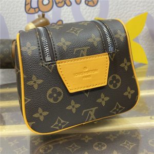 Dopp Kit M12643 Safran Yellow-5.jpg