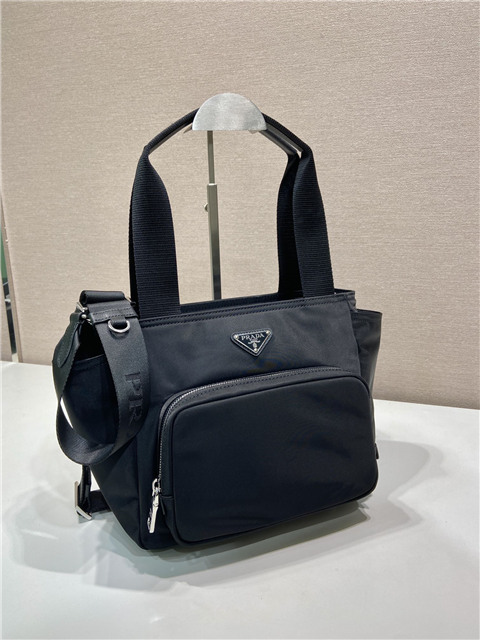Re-Nylon Tote Bag 1BG582 Black-2.jpg