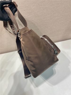 Re-Nylon Tote Bag 1BG582 Sienna-4.jpg