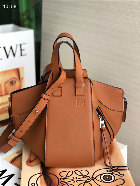 Small Hammock Bag 33047B Tan Classic Calfskin