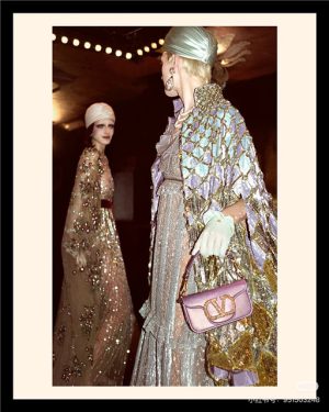 Valentino Garavani Loco Small Shoulder Bag 8030 Blue-10.jpg