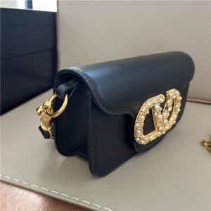 Valentino Garavani Loco Small Shoulder Bag 9030 Black-3.jpg