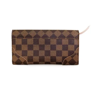 brown-leather-louis-vuitton-wallet-48478506-2_2
