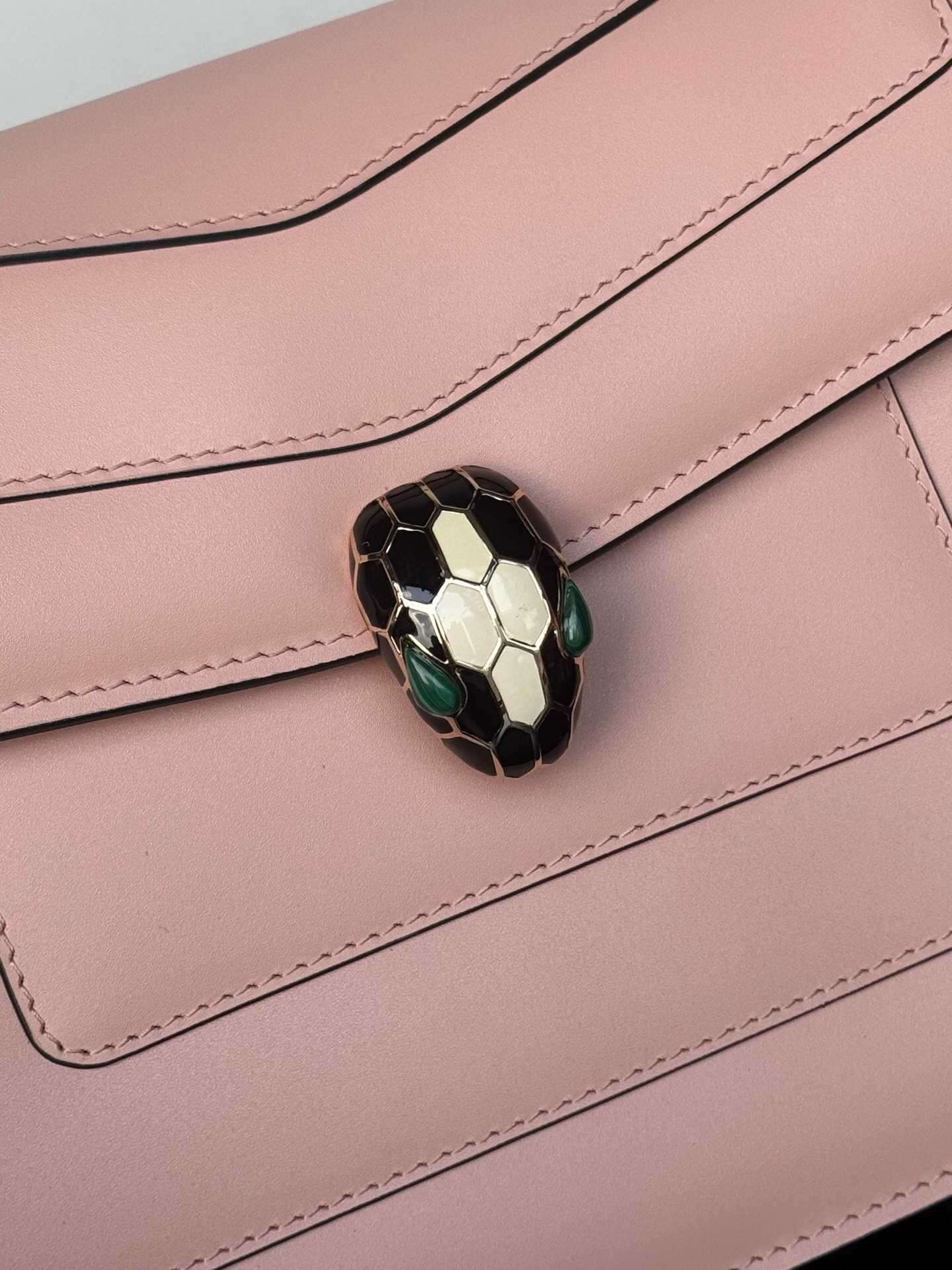 Bvlgari Serpenti Forever Shoulder Bag Crystal Rose-5