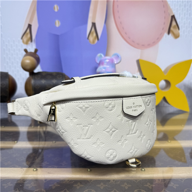 Monogram Empreinte Bumbag M44836 Creme-2.jpg