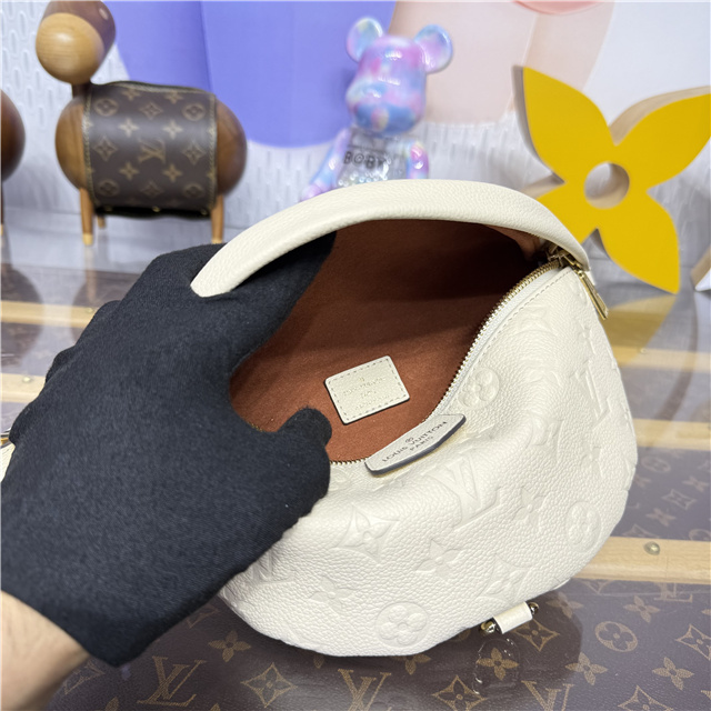 Monogram Empreinte Bumbag M44836 Creme-9.jpg