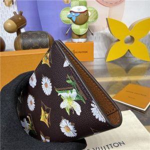 Passport Cover M27548-5.jpg