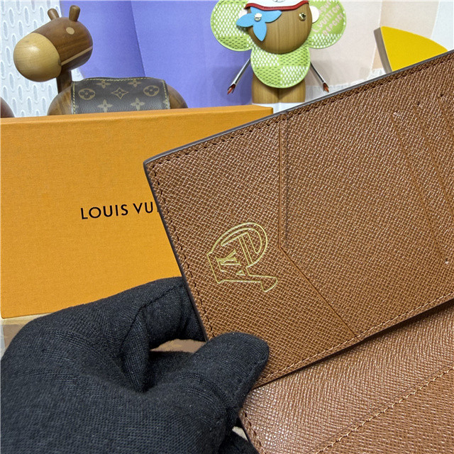 Passport Cover M27548-7.jpg